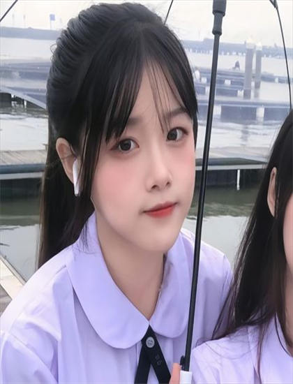 票房冠军：远在天边服装道具解析：时代还原与细节设计评价